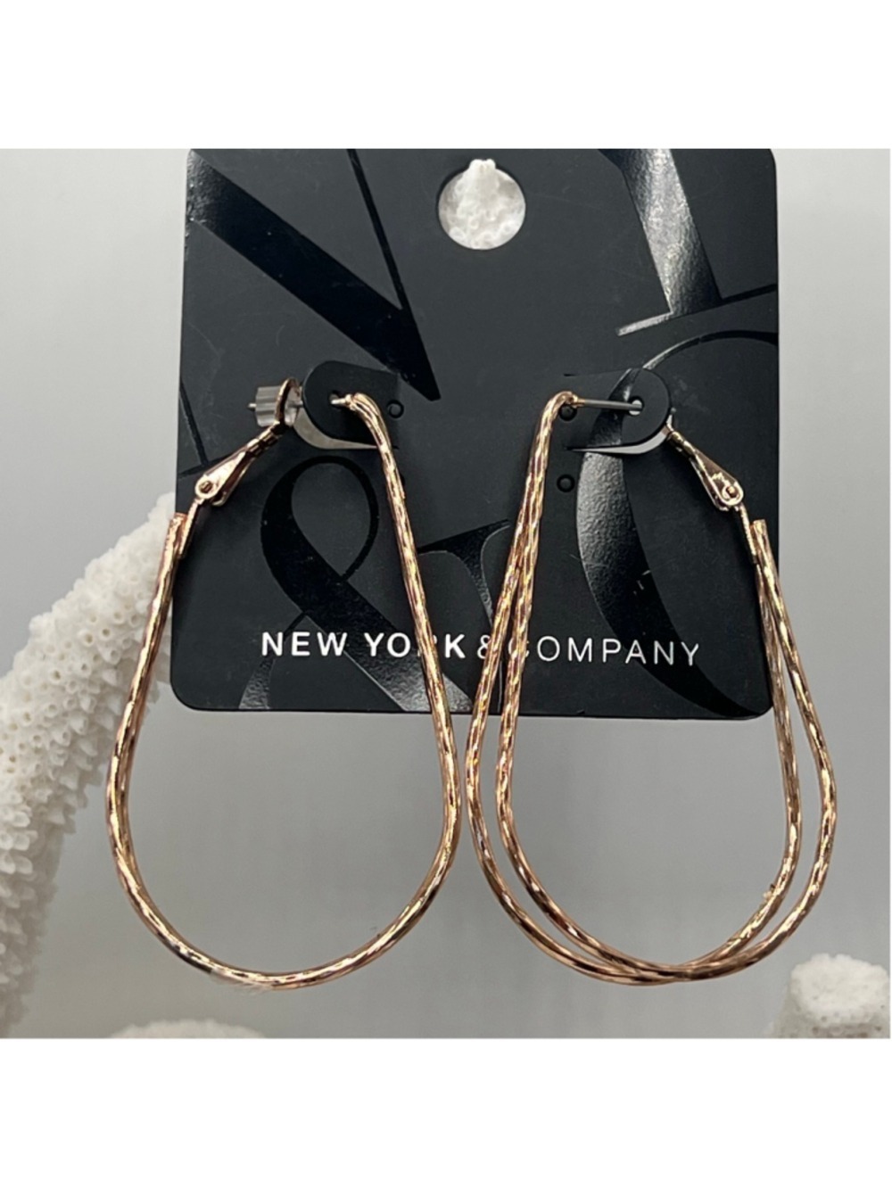 New york & company gold hoop earrings